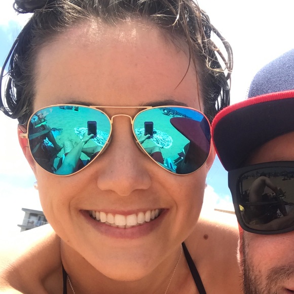 Meet your Posher, Casey - Picture 1 of 1